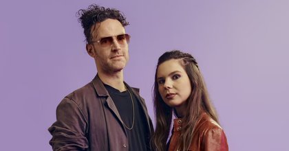 Jeroen Delodder en Amber Broos (foto Studio Brussel)