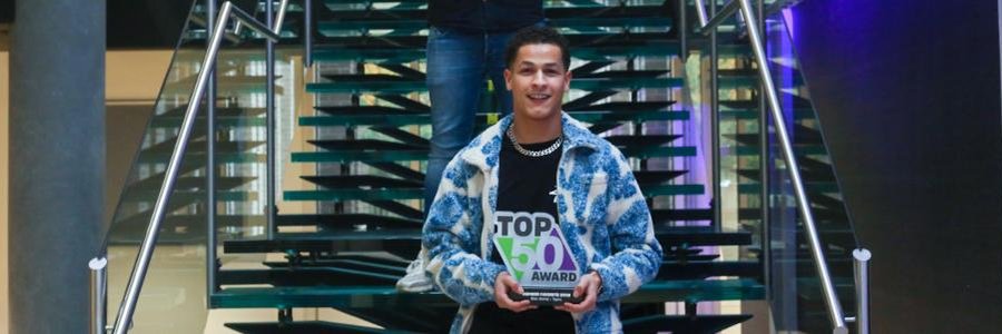 538-luisteraars bekronen 'Tiger King' Bilal Wahib met '538 TOP 50 Member Favourite Award'